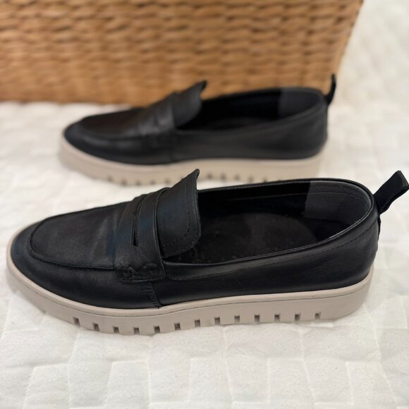 Vionic Uptown Black Leather Penny Loafers Size 9 | Worn Once - Picture 5 of 7